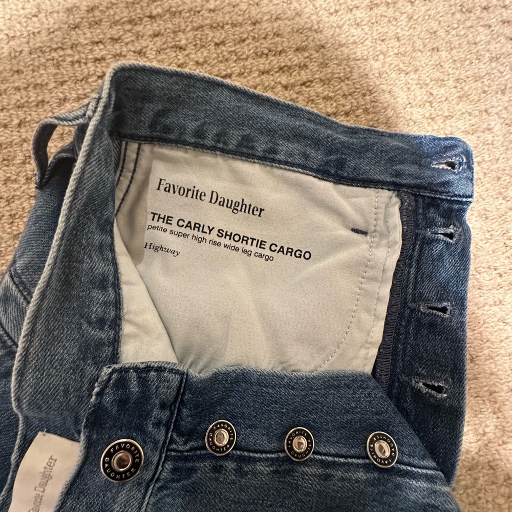 My Favorite Daughter: The Carly Shortie Cargo - Super High Rise Jeans - Picture 10 of 12